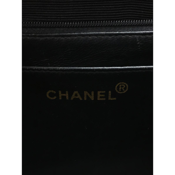 Chanel Matelasse Leather Double Chain Shoulder Bag - Picture 3 of 7